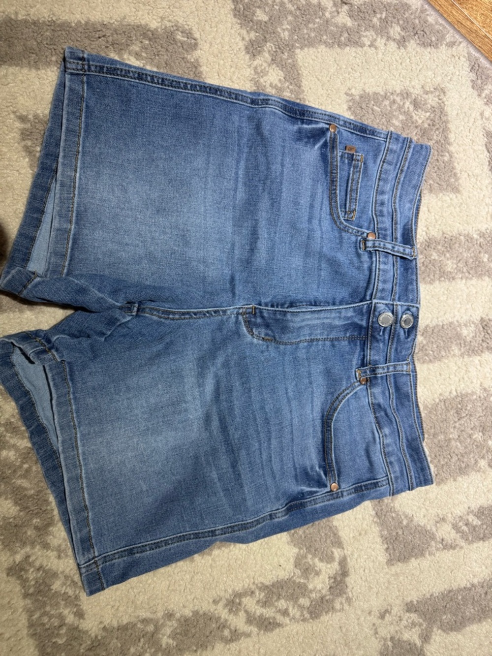 Judy Blue Medium Blue Double-Button Denim Shorts